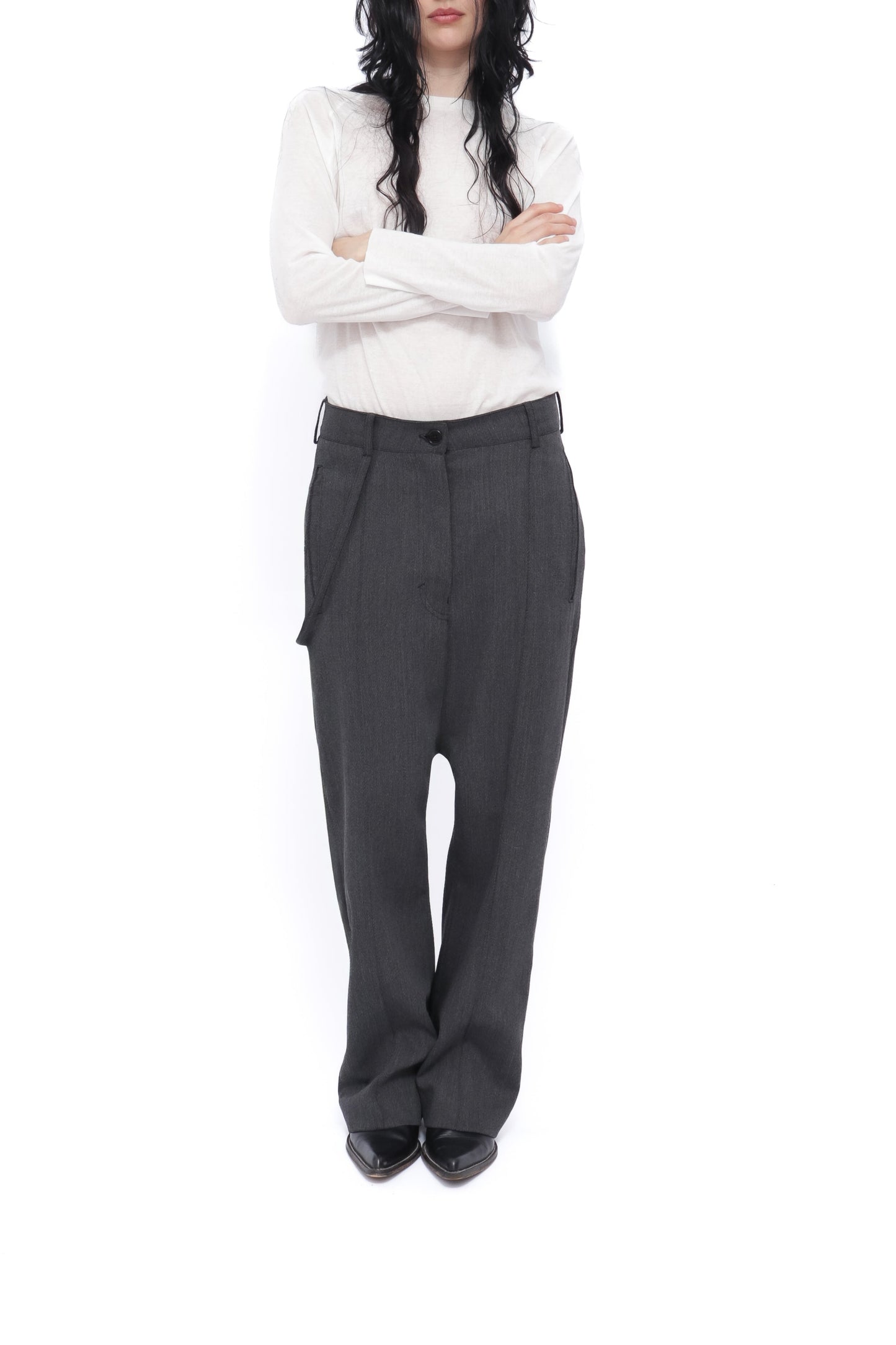 PANTALON À FOURCHE BASSE GRIS