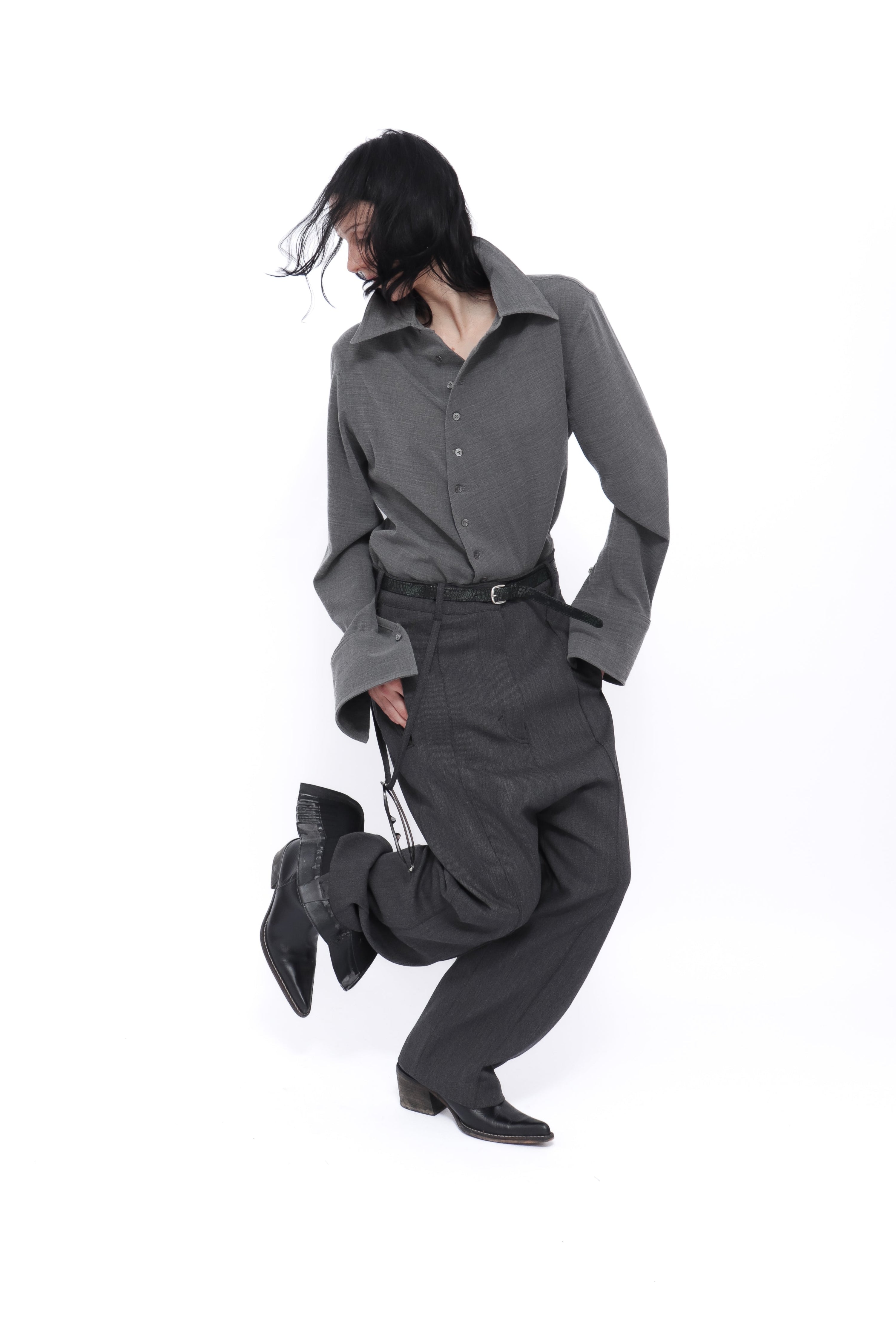 SIGNE CURVED SHIRT