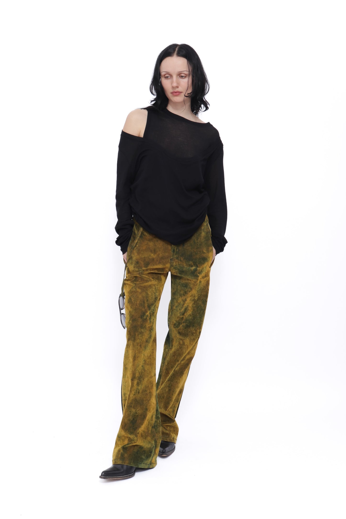 TORA TREATED JEANS