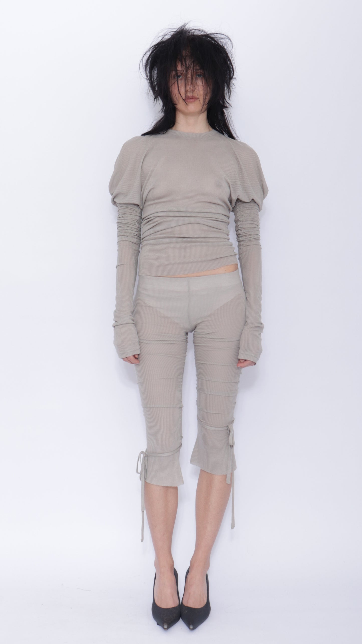 Tora Draped Long Sleeve Top: Pale Grey