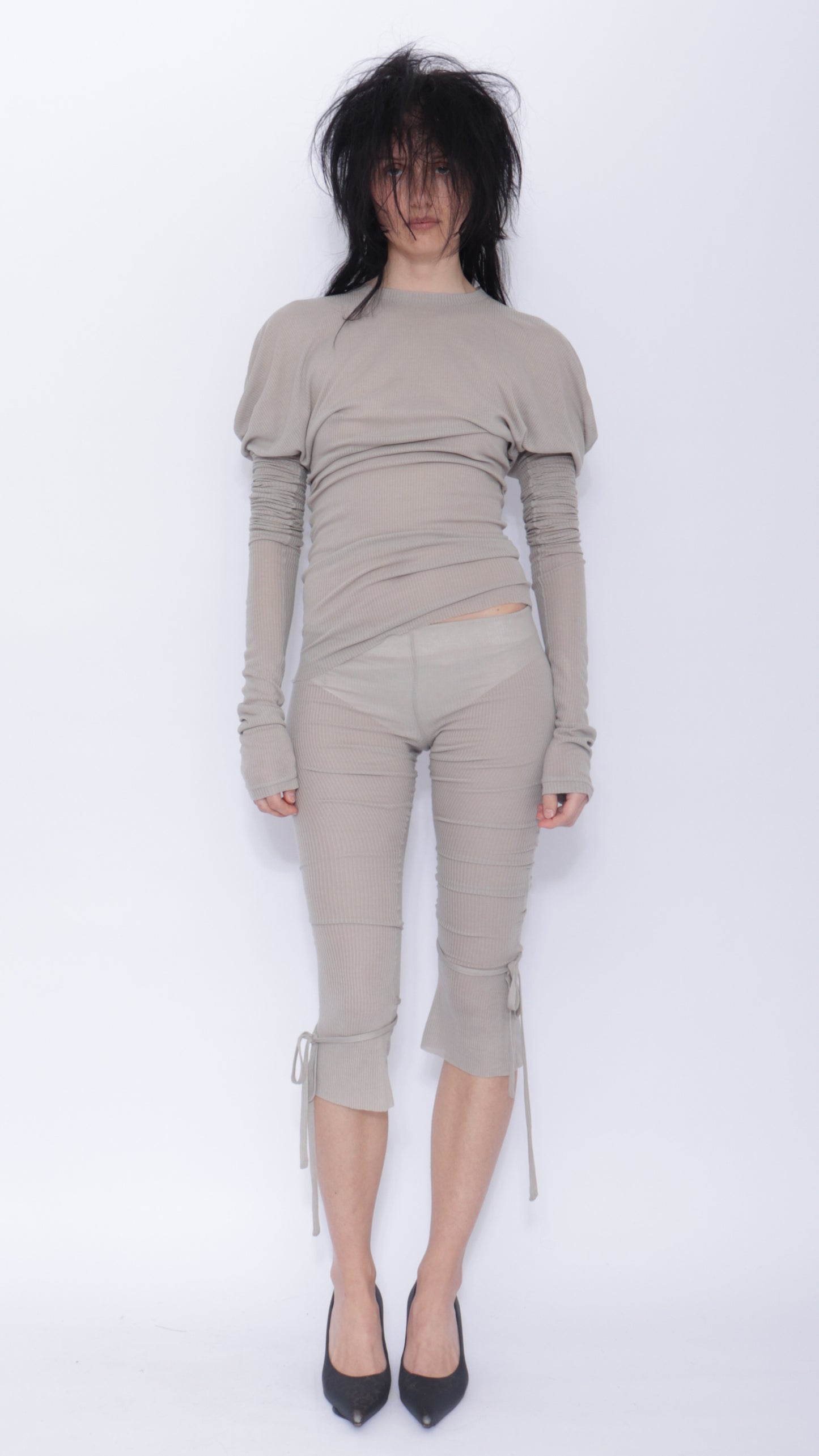Tora Draped Long Sleeve Top: Pale Grey